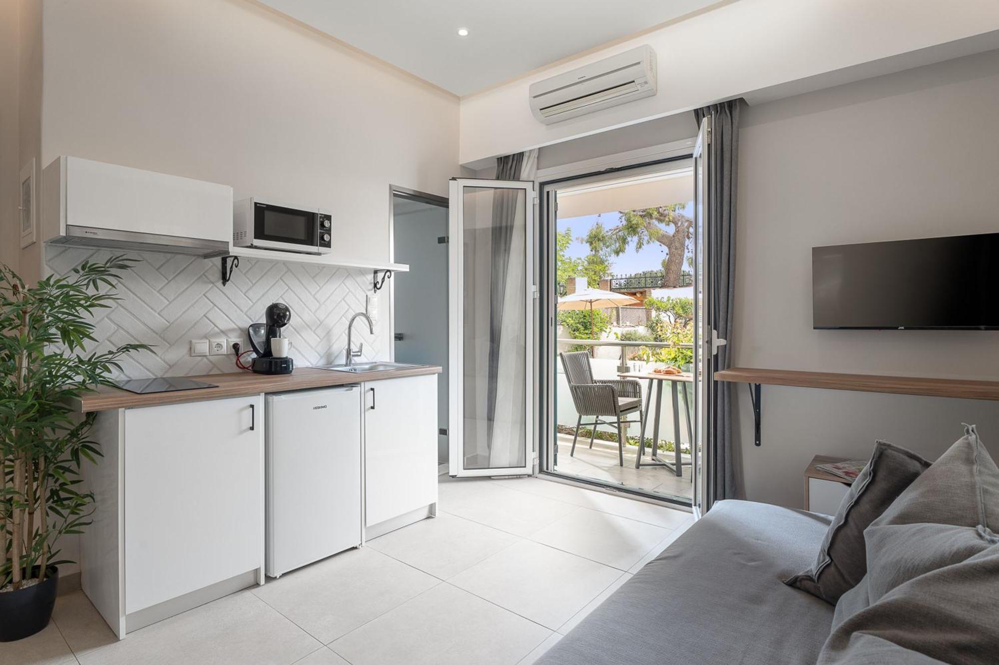 Captain'S Seafront Apartments Nydri  Extérieur photo